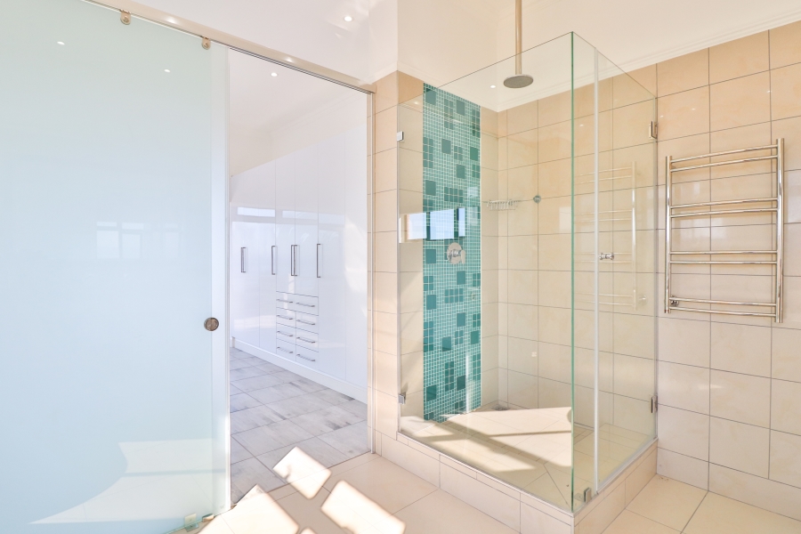 8 Bedroom Property for Sale in Reebok Western Cape